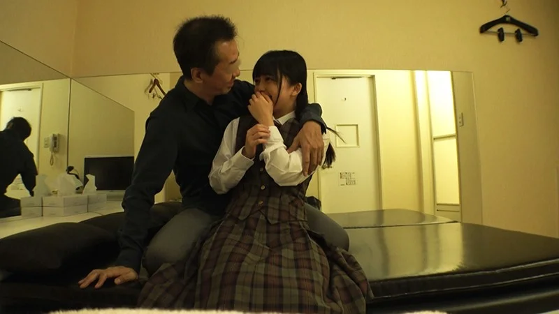 マジックミラーごしのJK見学クラブで本番セックス！一条みお、泉りおん、倉木しおり、今井麻衣【PIYO-017】