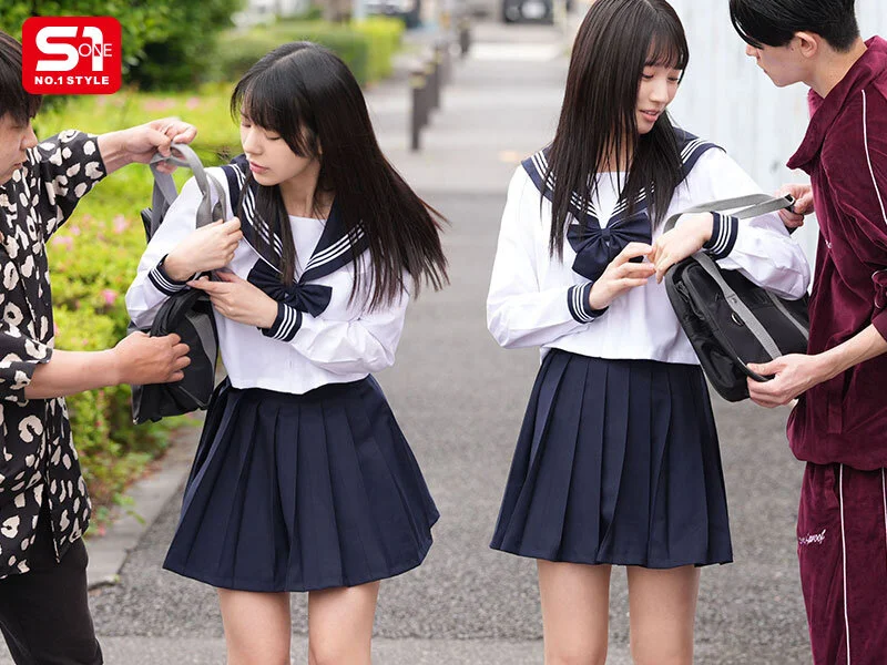 【浅野こころ、榊原萌】イジメられている双子姉妹を救った教師が双子姉妹とローション乱交セックス【SNOS-002】